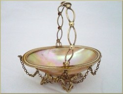 PORTE BAGUE ou COUPELLE en Nacre-Ep. Napoleon III ...